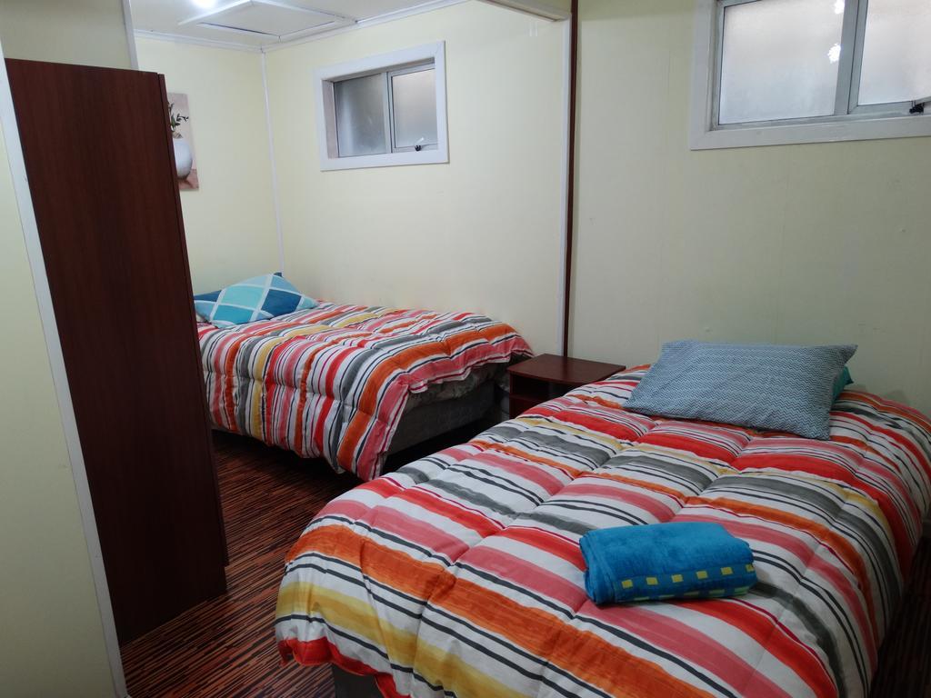 Hospedaje Familiar Punta Arenas Esterno foto